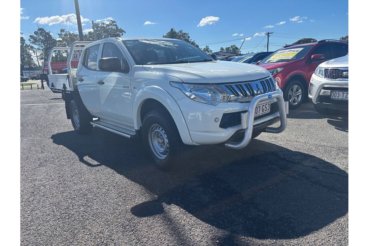 2015 Mitsubishi TRITON GLX MN