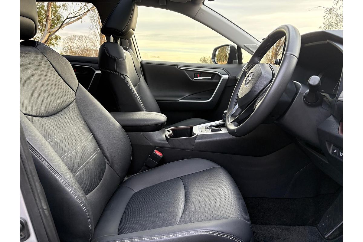 2024 Toyota RAV4 Cruiser AXAH52R