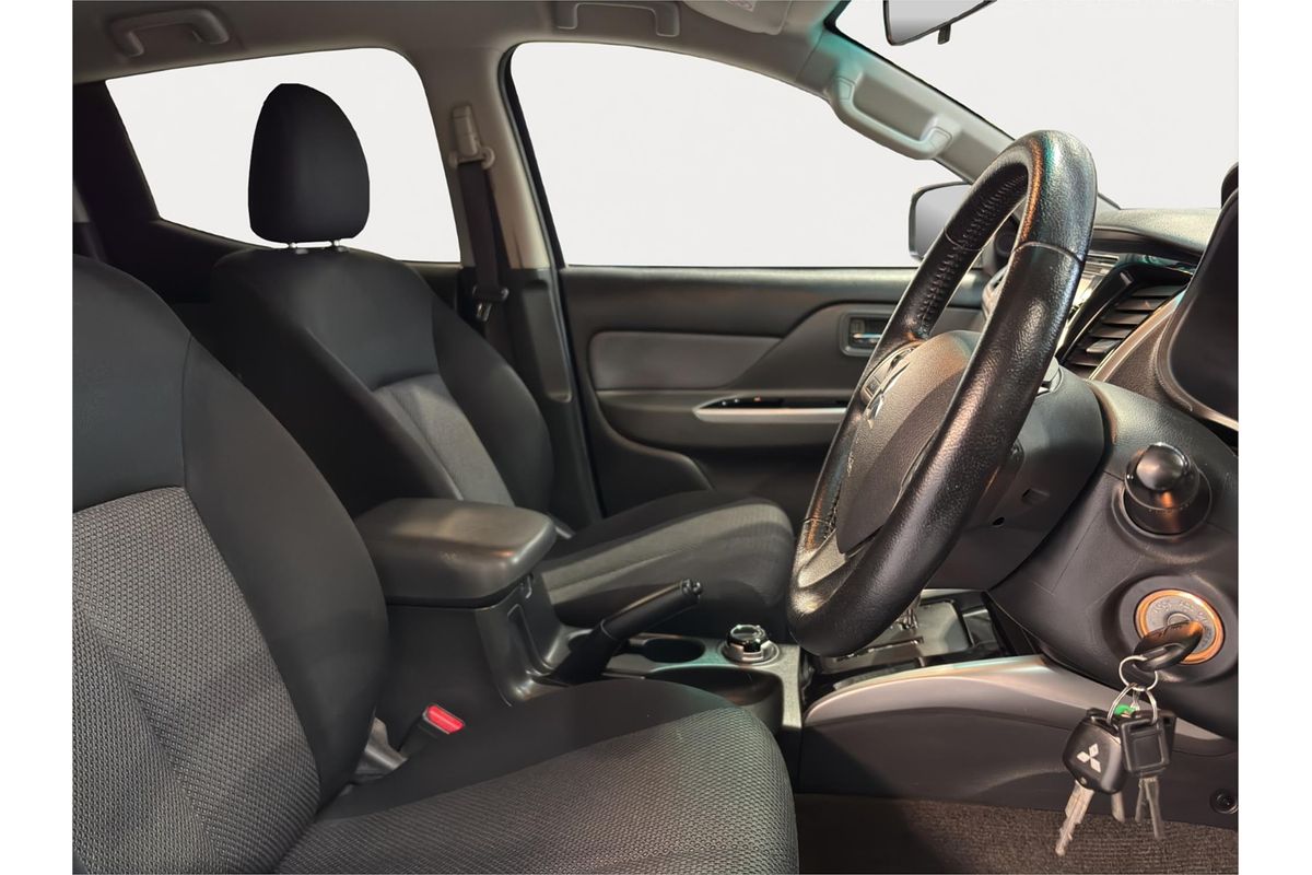 2016 Mitsubishi Triton GLS MQ 4X4