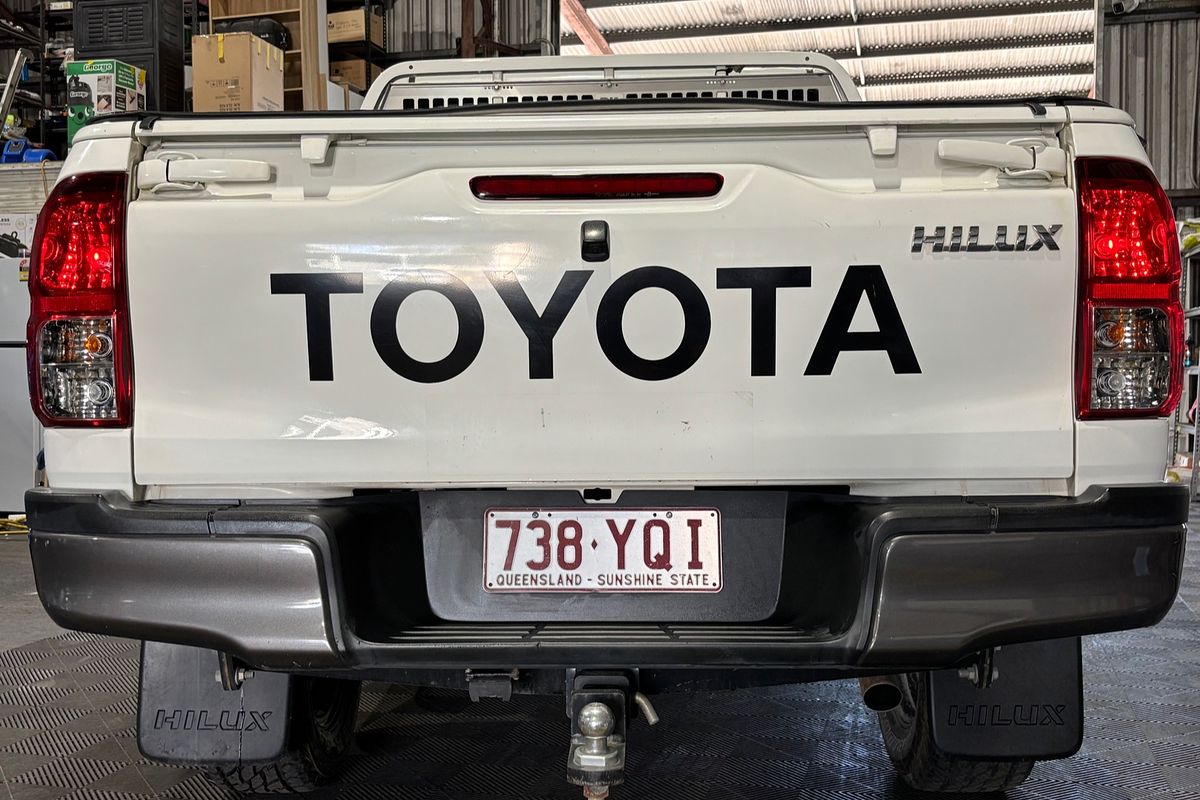 2018 Toyota Hilux SR GUN126R