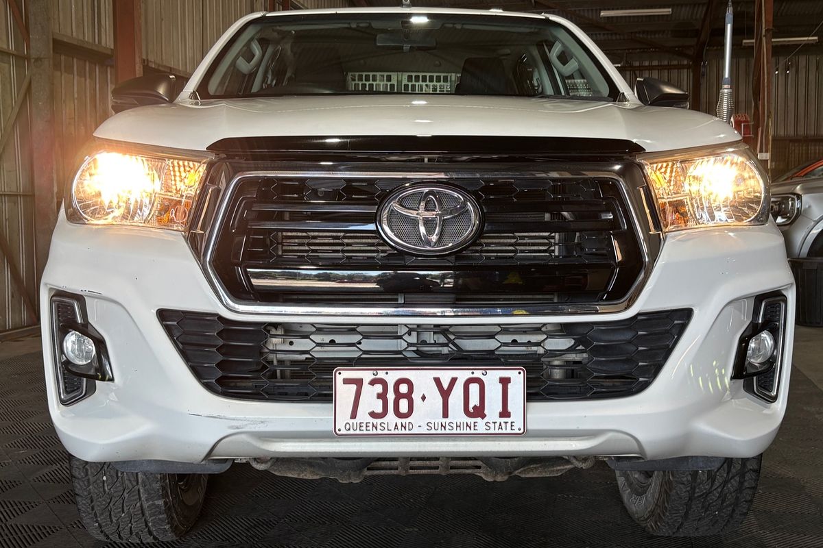 2018 Toyota Hilux SR GUN126R