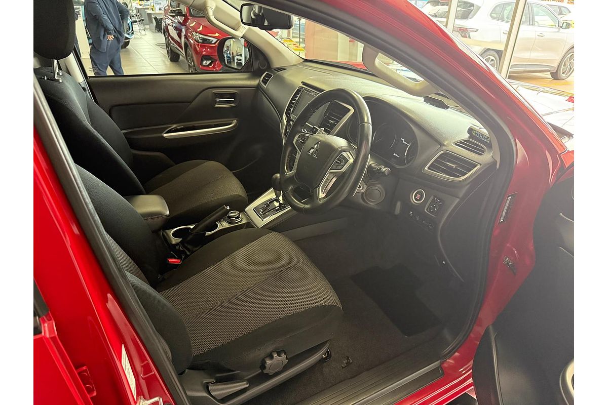2020 Mitsubishi Triton GLS MR 4X4