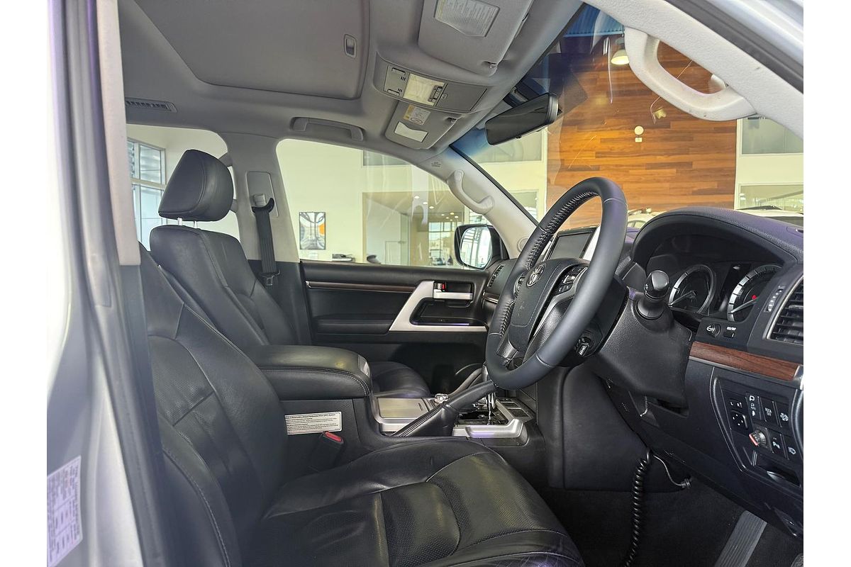 2020 Toyota Landcruiser VX VDJ200R