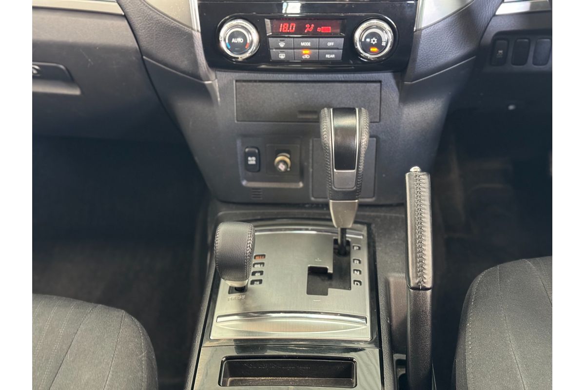 2019 Mitsubishi Pajero GLX NX