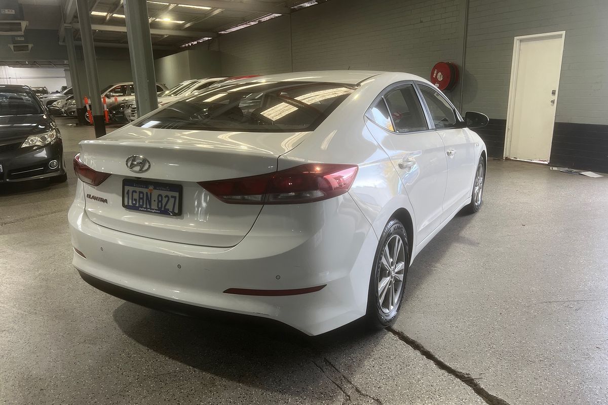 2016 Hyundai Elantra Active AD