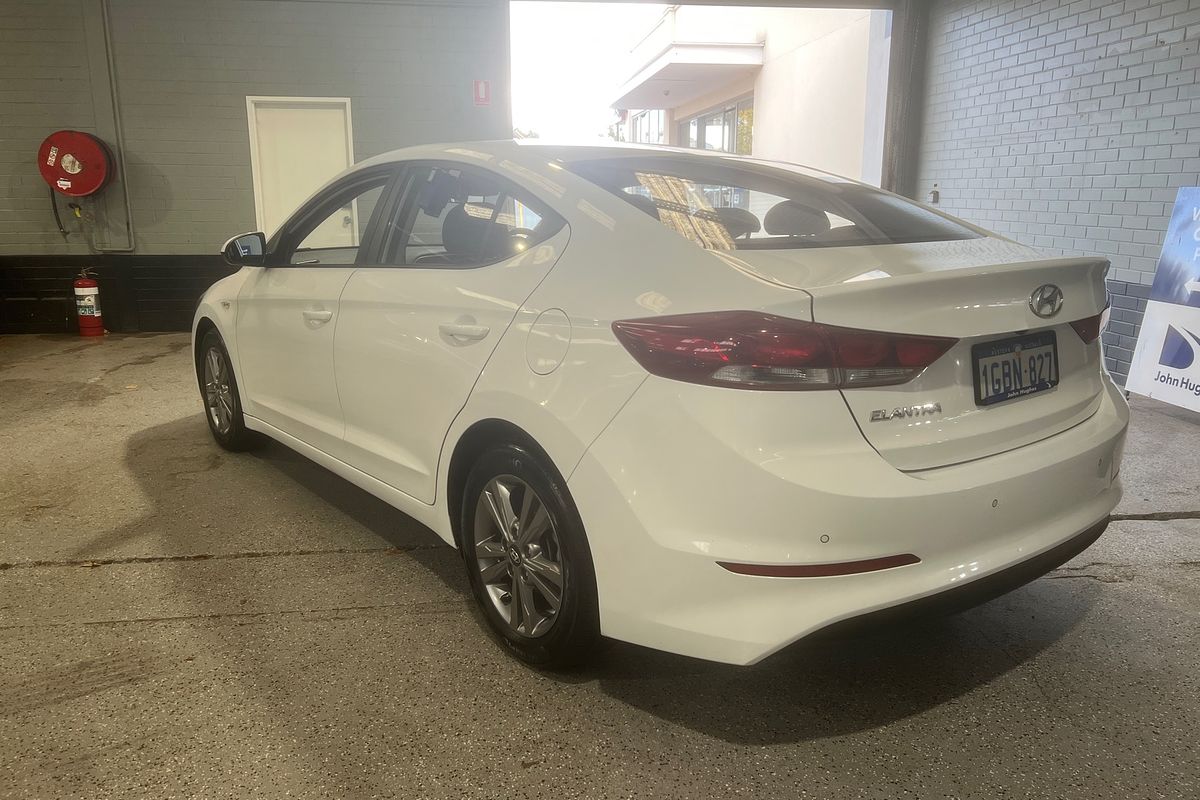 2016 Hyundai Elantra Active AD