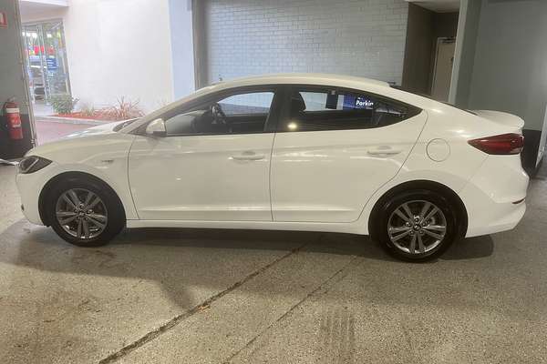 2016 Hyundai Elantra Active AD