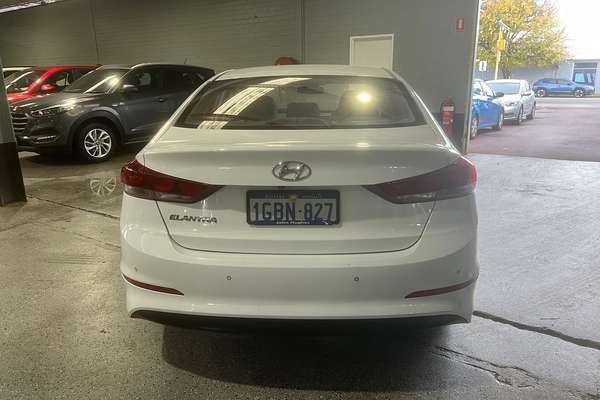 2016 Hyundai Elantra Active AD