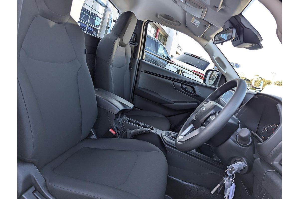2025 Isuzu D-MAX SX High Ride Rear Wheel Drive