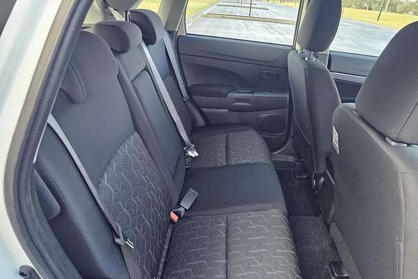 2025 Mitsubishi ASX GS XD