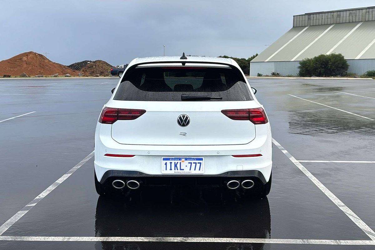 2024 Volkswagen Golf R 8