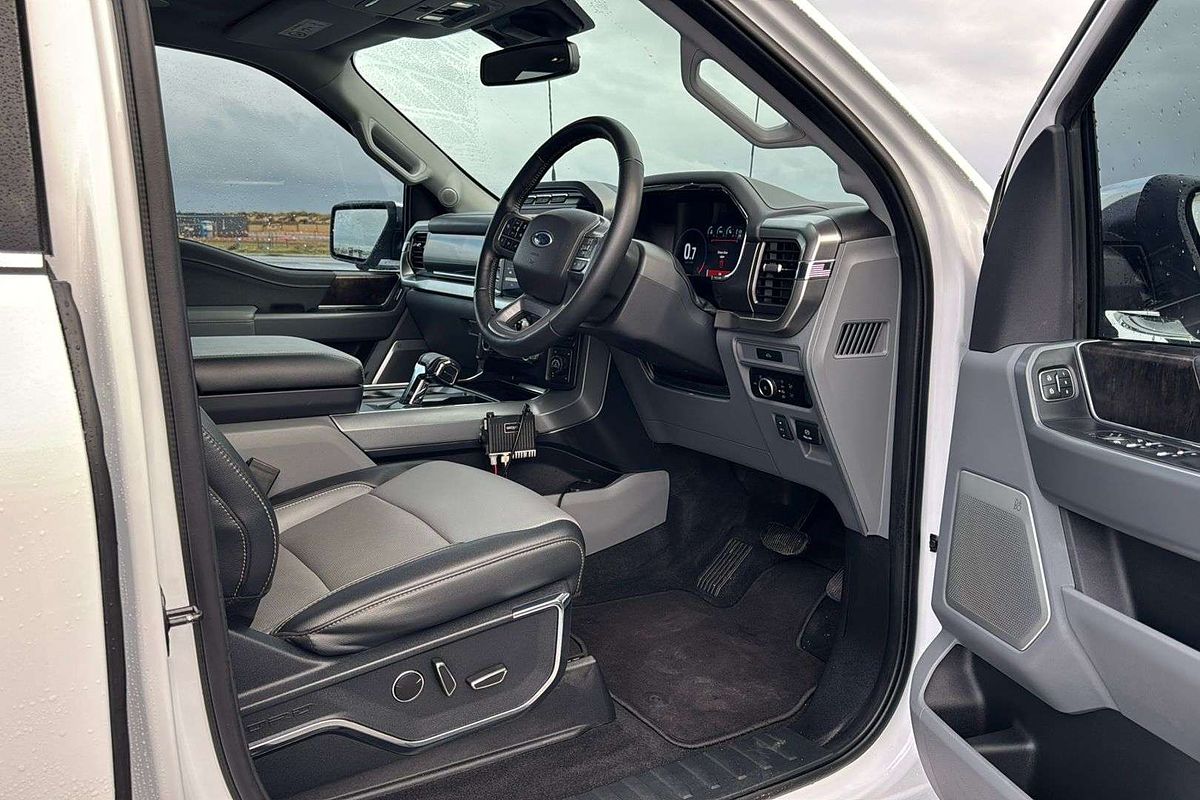 2023 Ford F-150 XLT 4X4 SWB