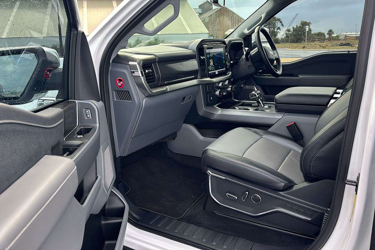 2023 Ford F-150 XLT 4X4 SWB