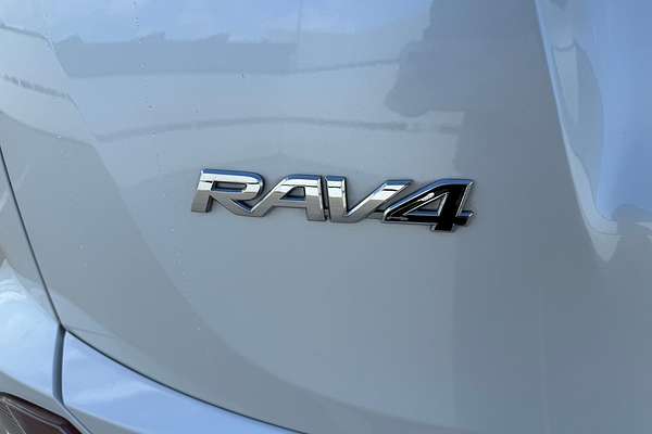 2018 Toyota RAV4 GXL ZSA42R