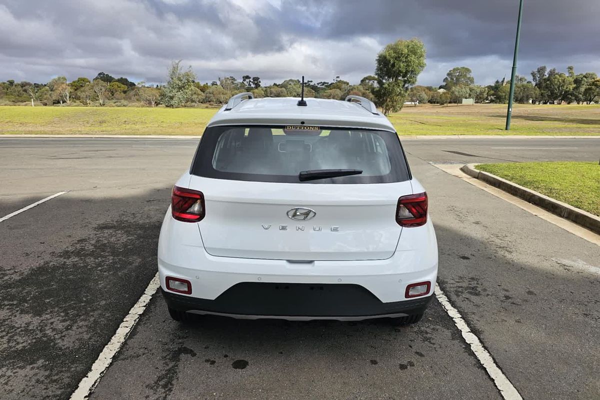 2025 Hyundai Venue Active QX.V5