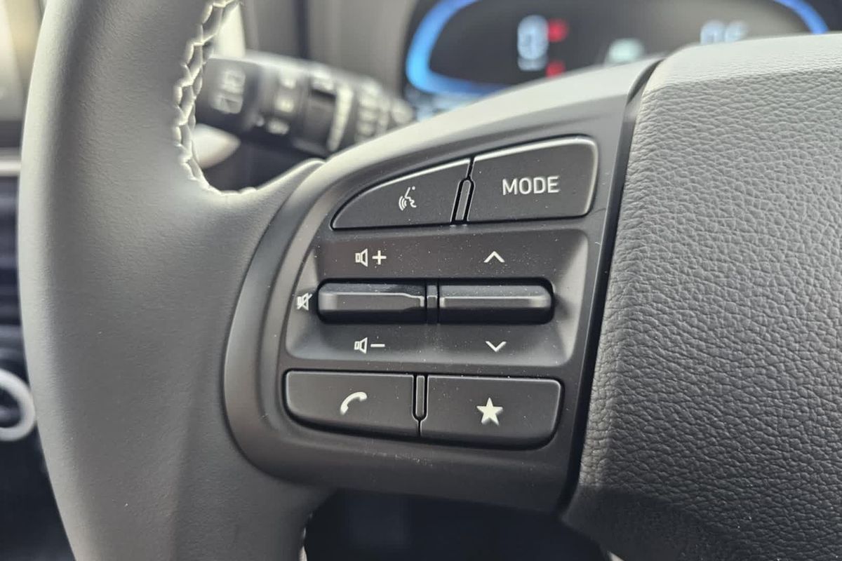 2025 Hyundai Venue Active QX.V5