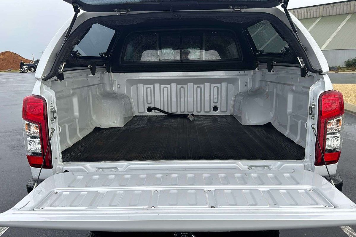 2023 Mitsubishi Triton GSR MR 4X4
