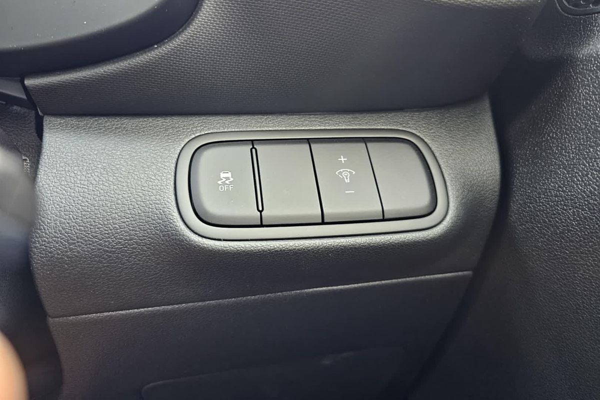 2025 Hyundai Venue Active QX.V5