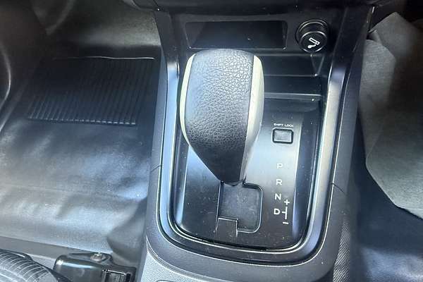 2016 Isuzu D-MAX SX High Ride Rear Wheel Drive