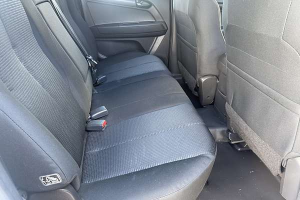 2016 Isuzu D-MAX SX High Ride Rear Wheel Drive