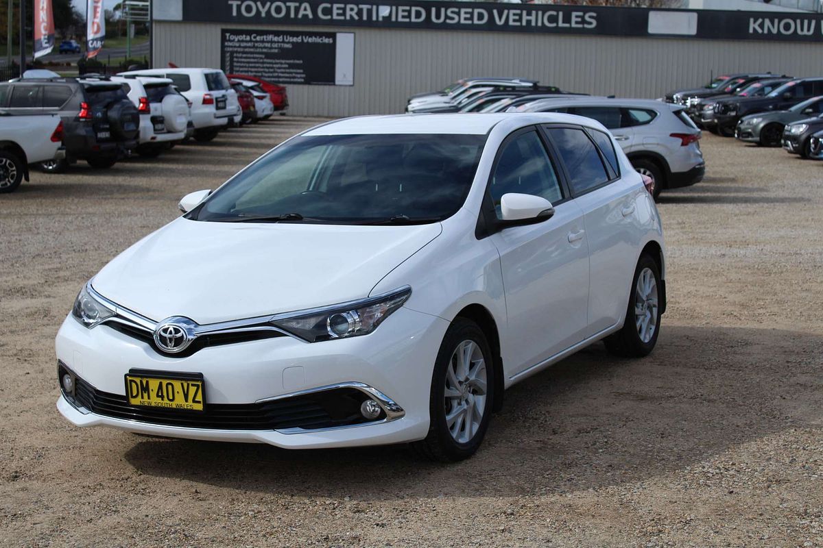 2018 Toyota Corolla Ascent Sport ZRE182R