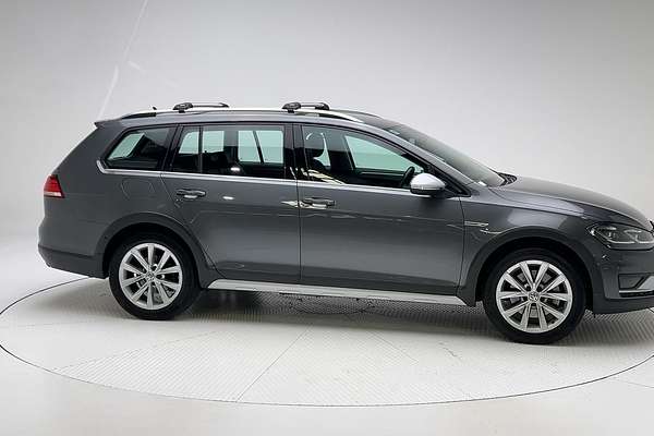 2017 Volkswagen Golf Alltrack 132TSI Premium 7.5