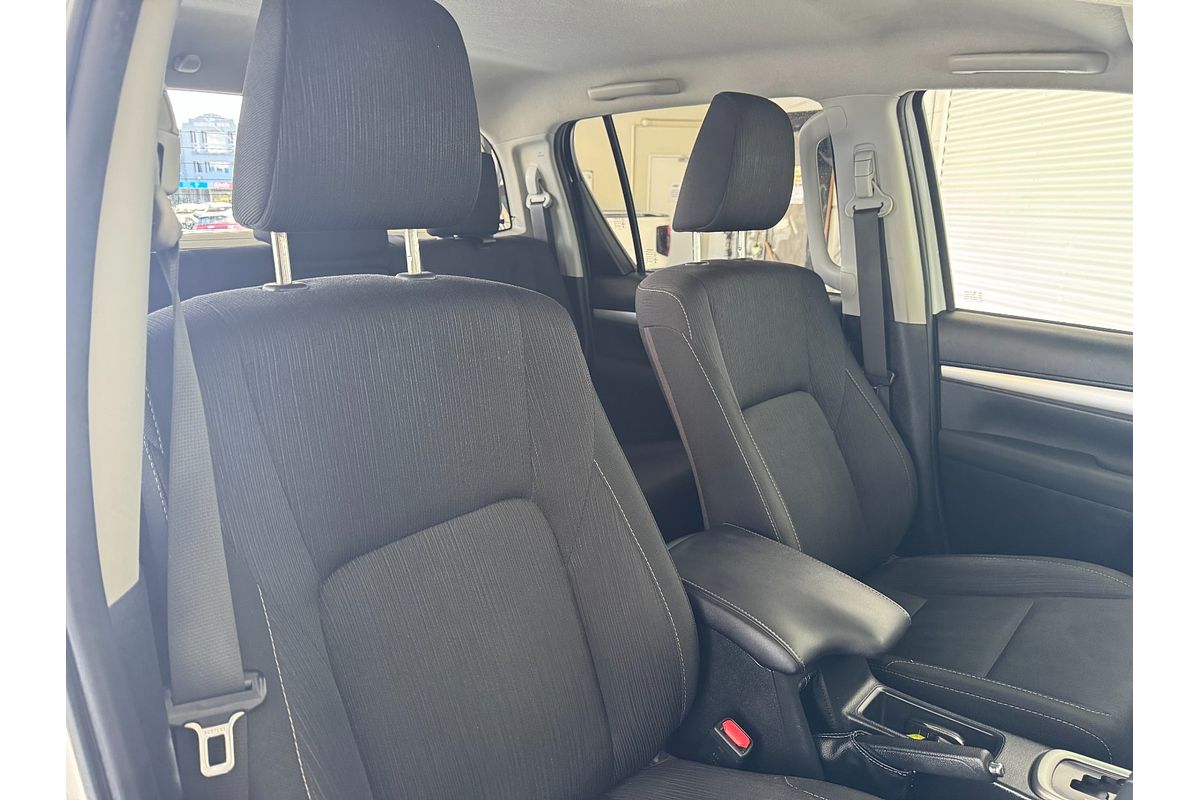 2019 Toyota Hilux SR5 GUN126R 4X4