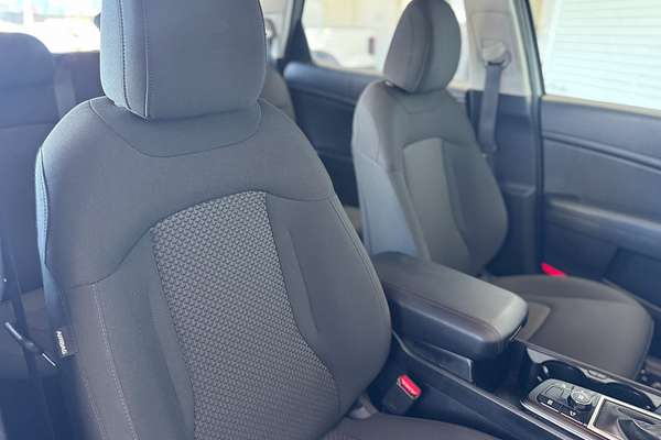 2023 Kia Sportage S NQ5