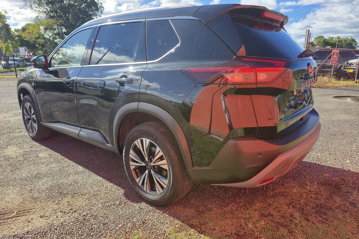 2023 Nissan X-TRAIL ST-L T33