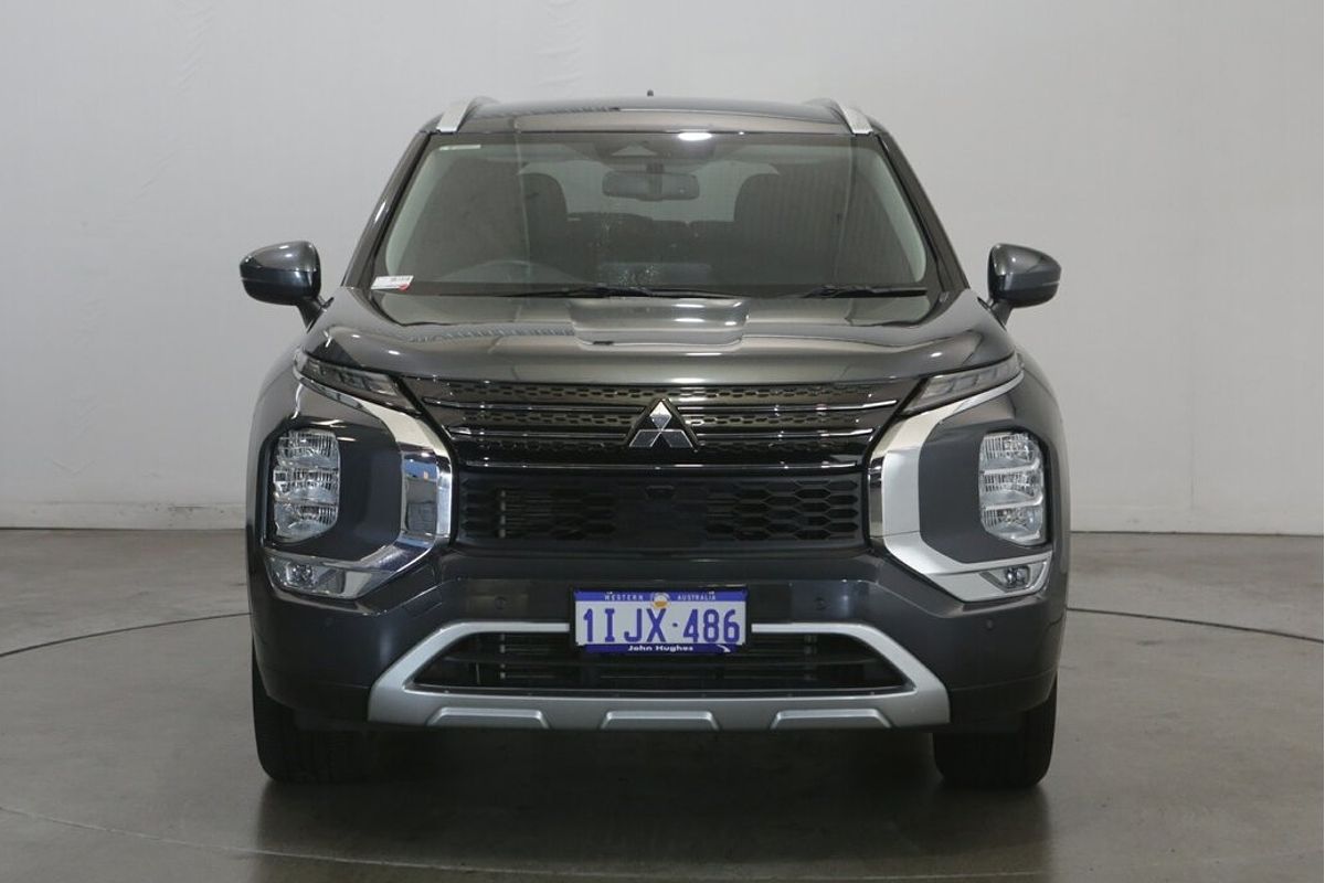 2024 Mitsubishi Outlander LS ZM
