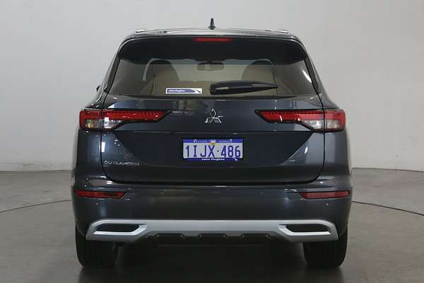 2024 Mitsubishi Outlander LS ZM