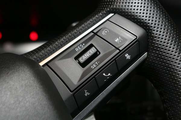 2024 Mitsubishi Outlander LS ZM
