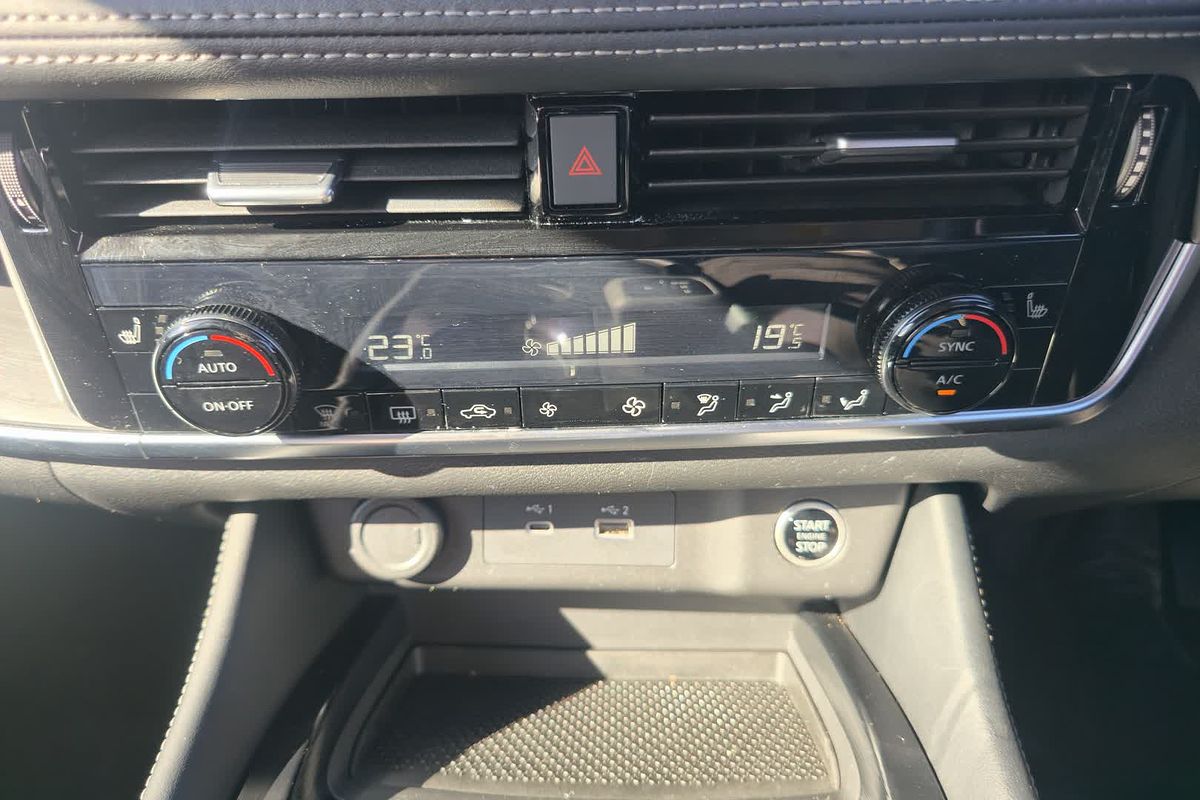 2023 Nissan X-TRAIL ST-L T33