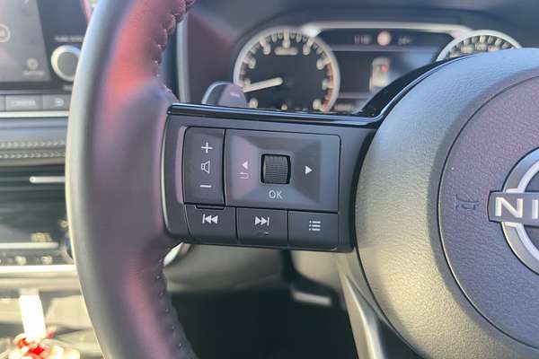 2023 Nissan X-TRAIL ST-L T33