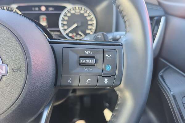 2023 Nissan X-TRAIL ST-L T33