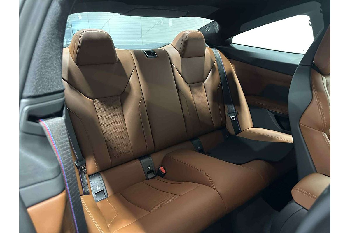 2025 BMW M4  G82 LCI
