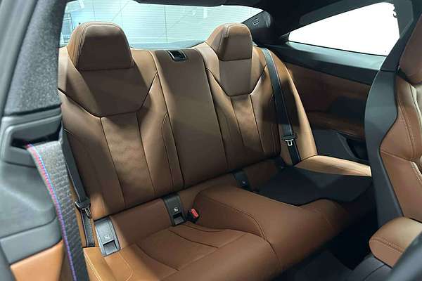 2025 BMW M4  G82 LCI