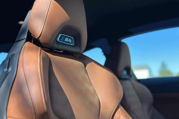 2025 BMW M4  G82 LCI