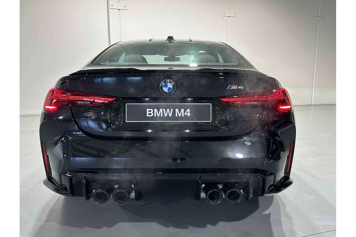 2025 BMW M4  G82 LCI