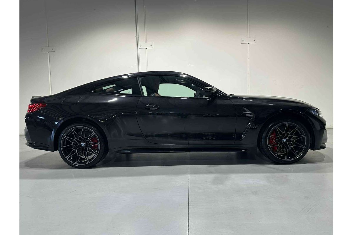 2025 BMW M4  G82 LCI
