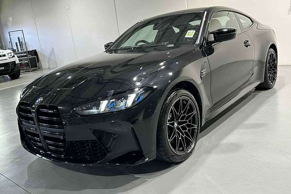 2025 BMW M4  G82 LCI