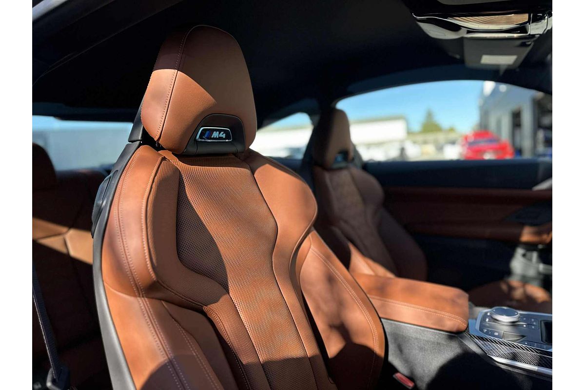 2025 BMW M4  G82 LCI