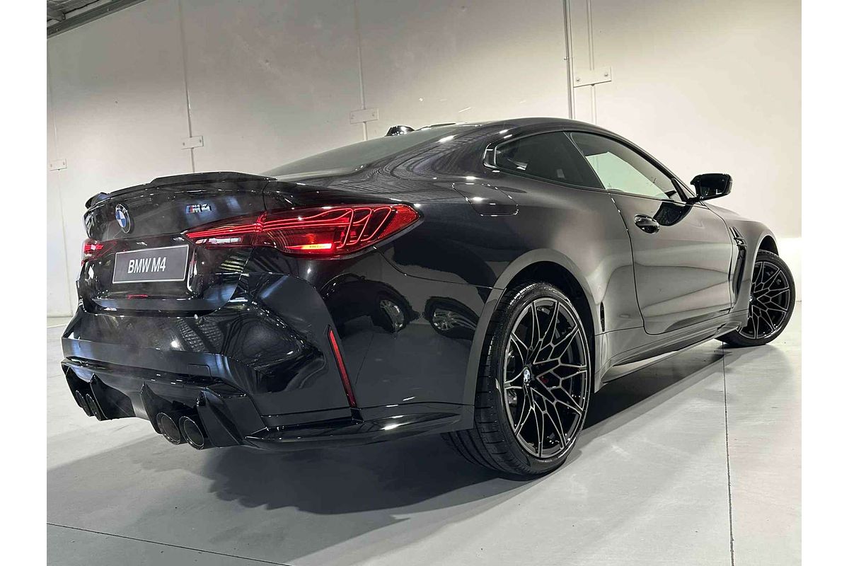 2025 BMW M4  G82 LCI