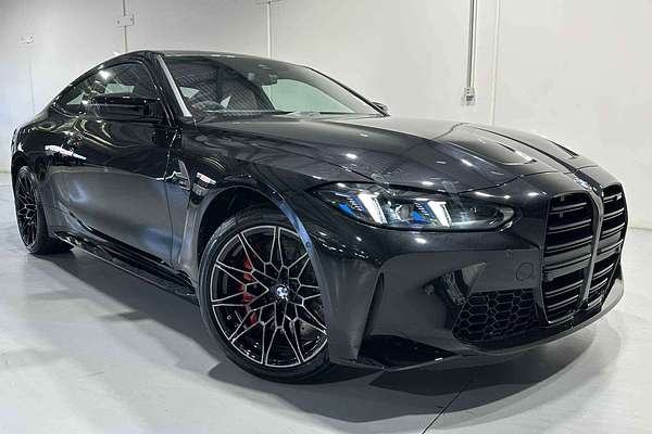 2025 BMW M4  G82 LCI