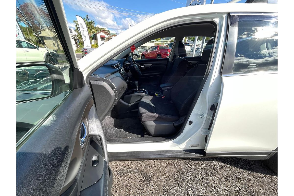 2014 Nissan X-TRAIL ST T32