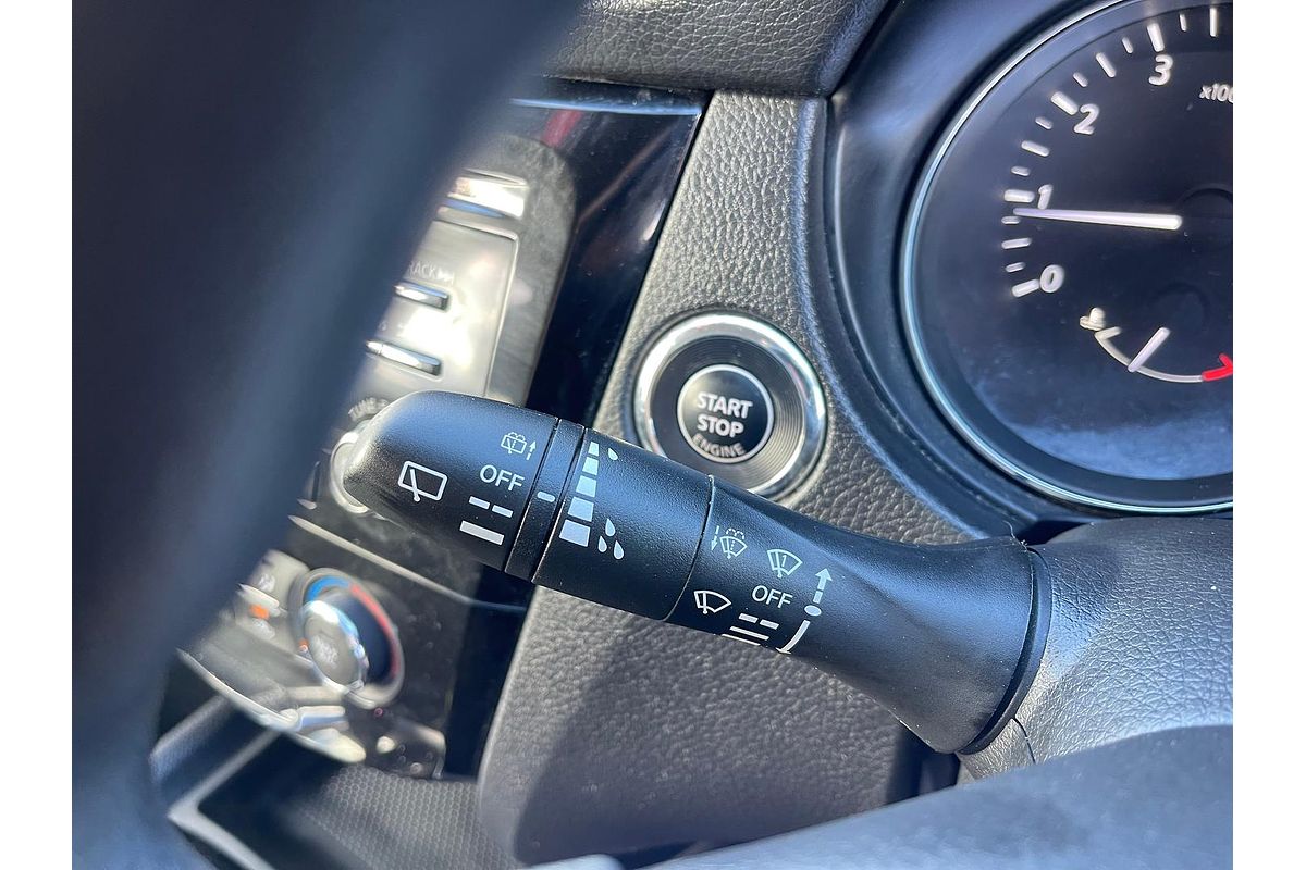 2014 Nissan X-TRAIL ST T32