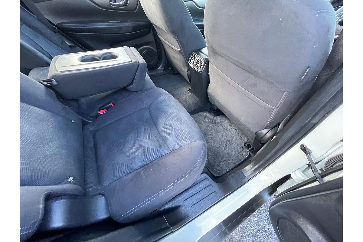 2014 Nissan X-TRAIL ST T32