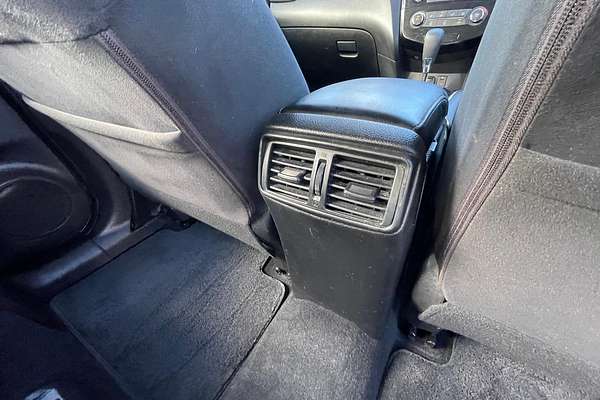 2014 Nissan X-TRAIL ST T32