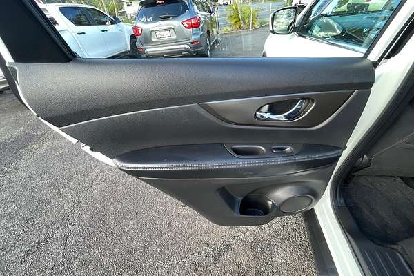 2014 Nissan X-TRAIL ST T32