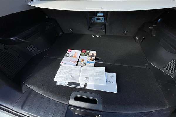 2014 Nissan X-TRAIL ST T32